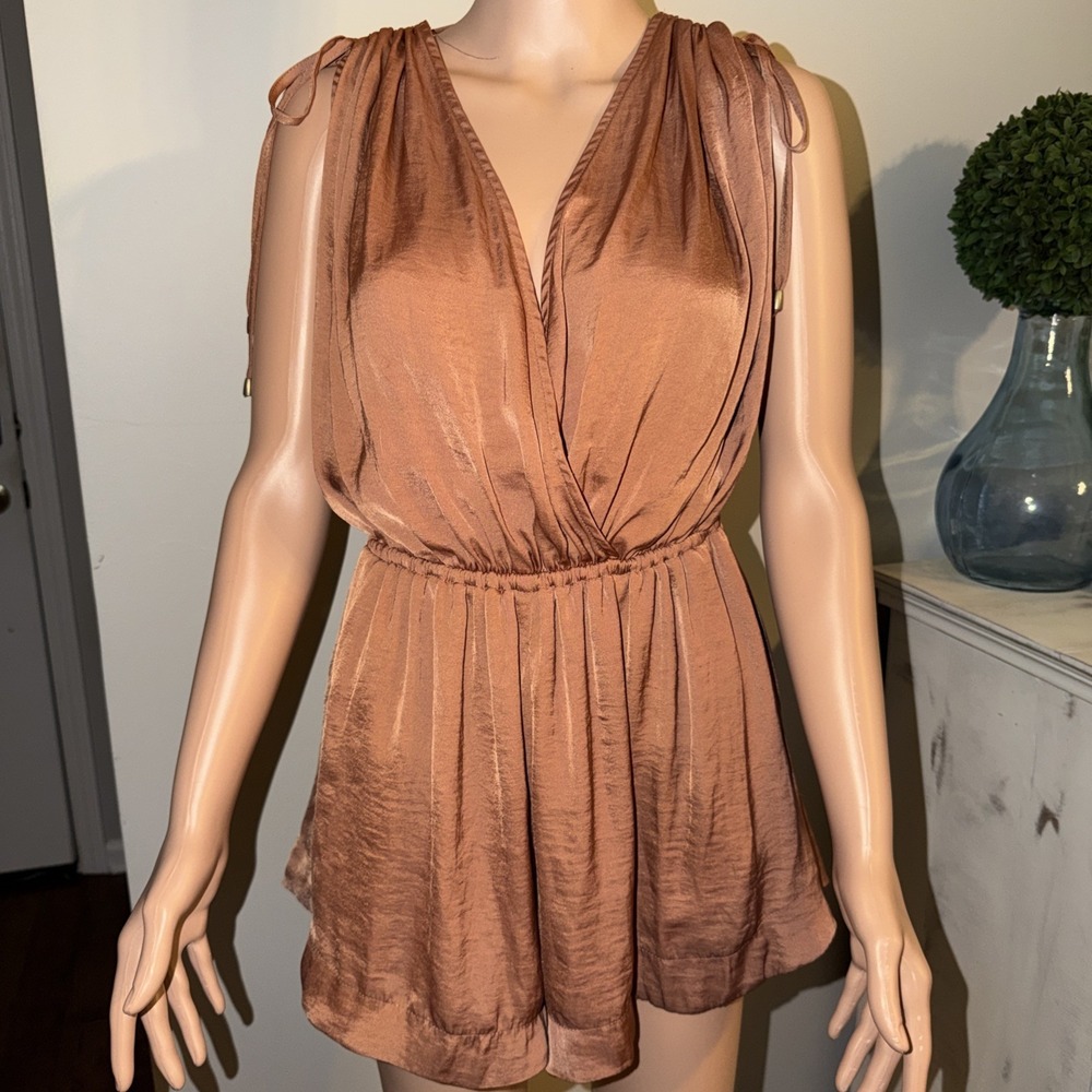 Free People Bea Romper Peach Bark Women's Size Small Silky Satin Feminine